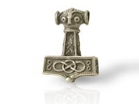 Keltischer Schmuck aus Silber unserer eigenen Marke celtic field
