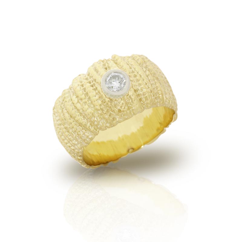 Ring in Gold mit Brillant